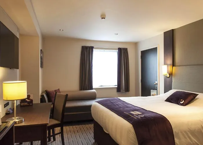 Premier Inn Macclesfield North