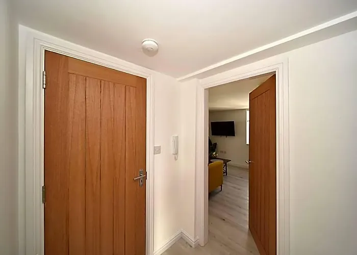 Bollin Suite - Chester Road Apartments By Premier